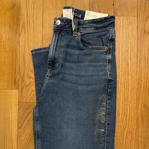 Size 6 high rise mom jeans from AE